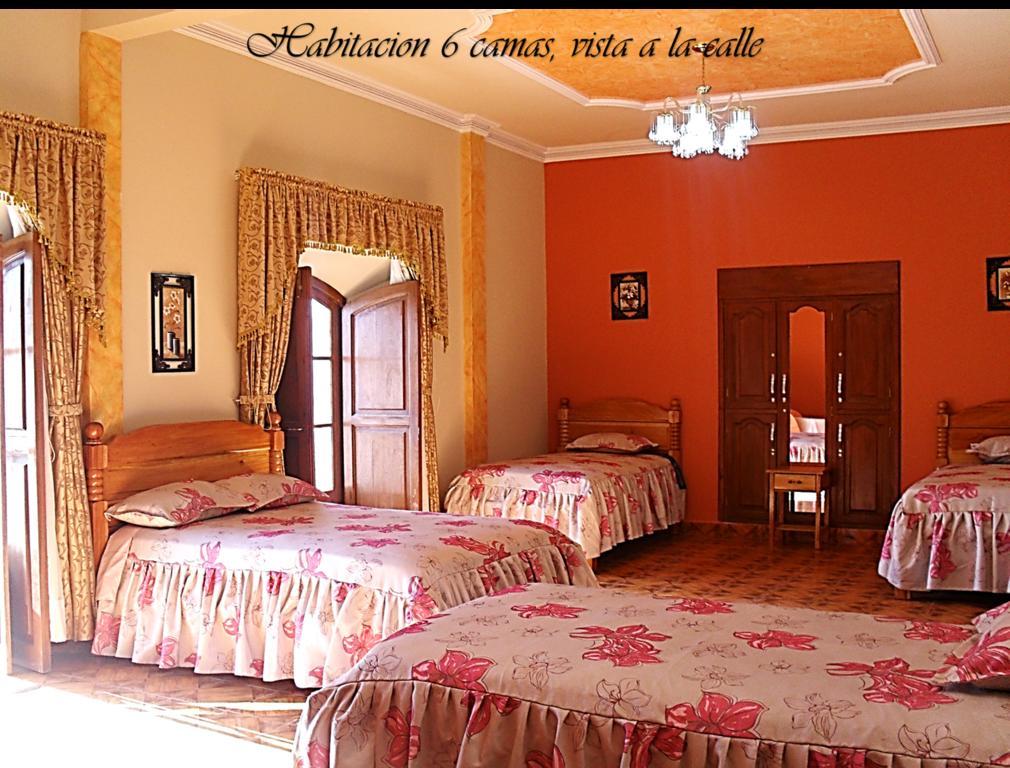 Hostal Corona Blanca Сукре Номер фото