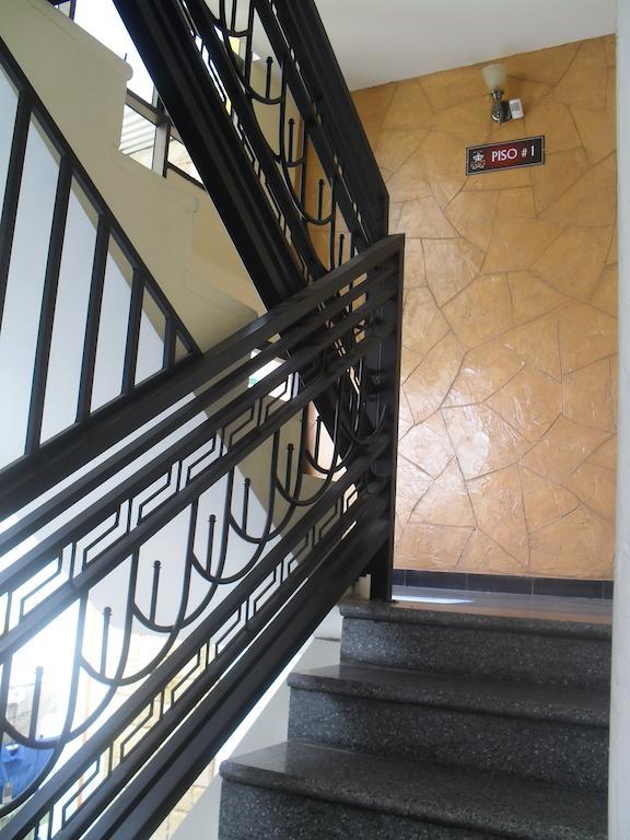 Hostal Corona Blanca Сукре Экстерьер фото