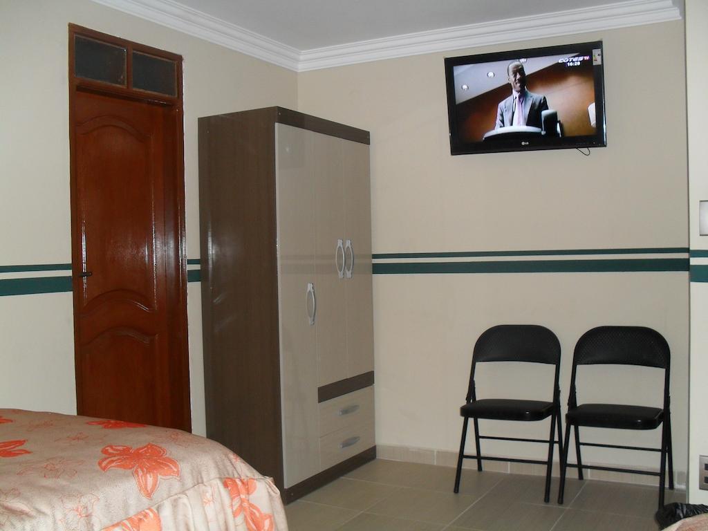 Hostal Corona Blanca Сукре Номер фото