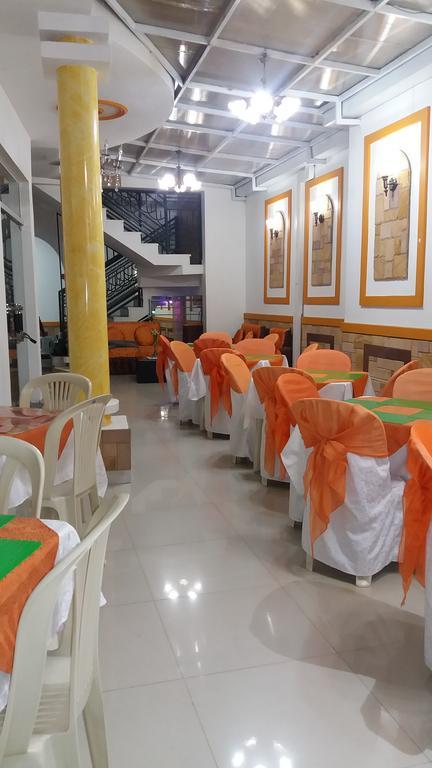 Hostal Corona Blanca Сукре Экстерьер фото