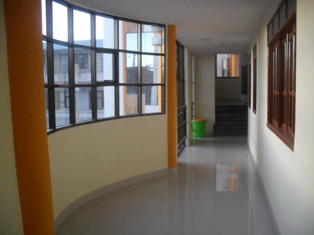 Hostal Corona Blanca Сукре Экстерьер фото